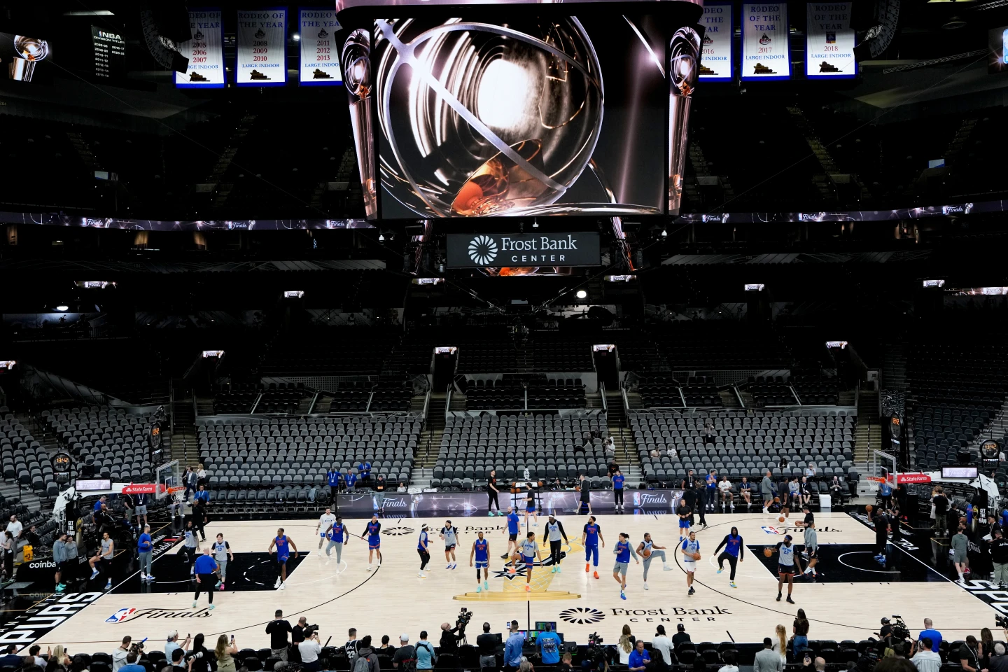 Knicks abren las Finales de la NBA ante Spurs como ligeros desfavorecidos
