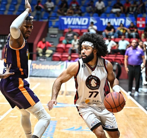 Los Gigantes pasean fácil a los Héroes en fase eliminación LNB