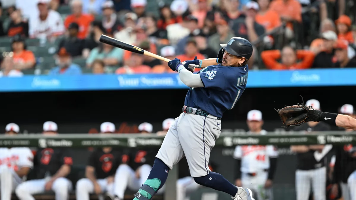 Grand slam de Josh Naylor impulsa a los Mariners hacia la victoria sobre los Orioles